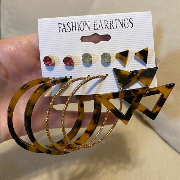 Tortoise Shell Earrings + Studs - Picture 1 of 3